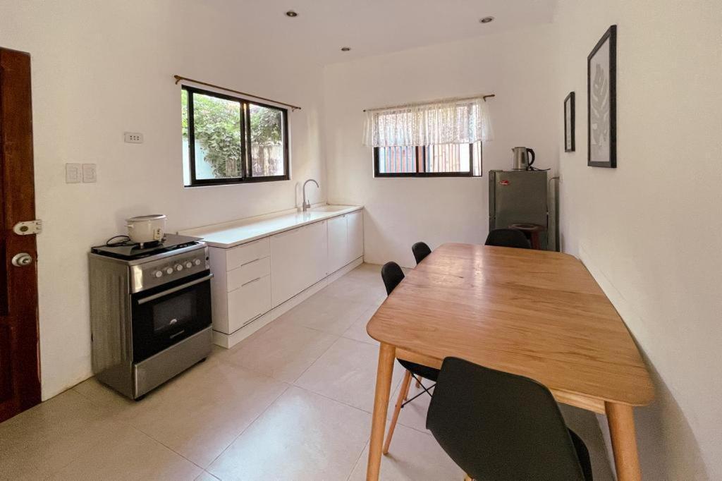 Beth'S Villa 몰볼 외부 사진